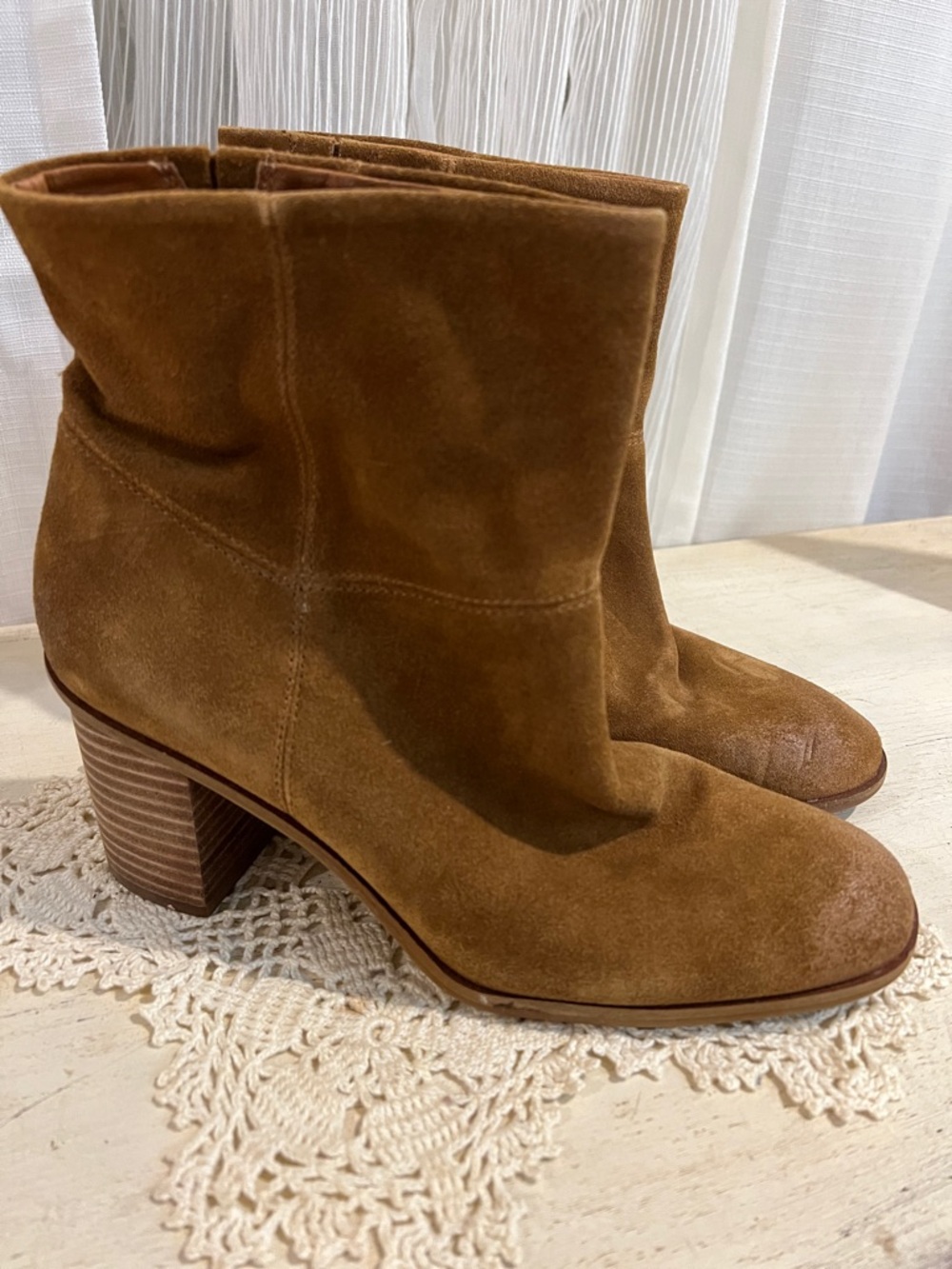 Lucky Brand Brown Suede Ankle Boots Block Heel Size 10M - Picture 2 of 11